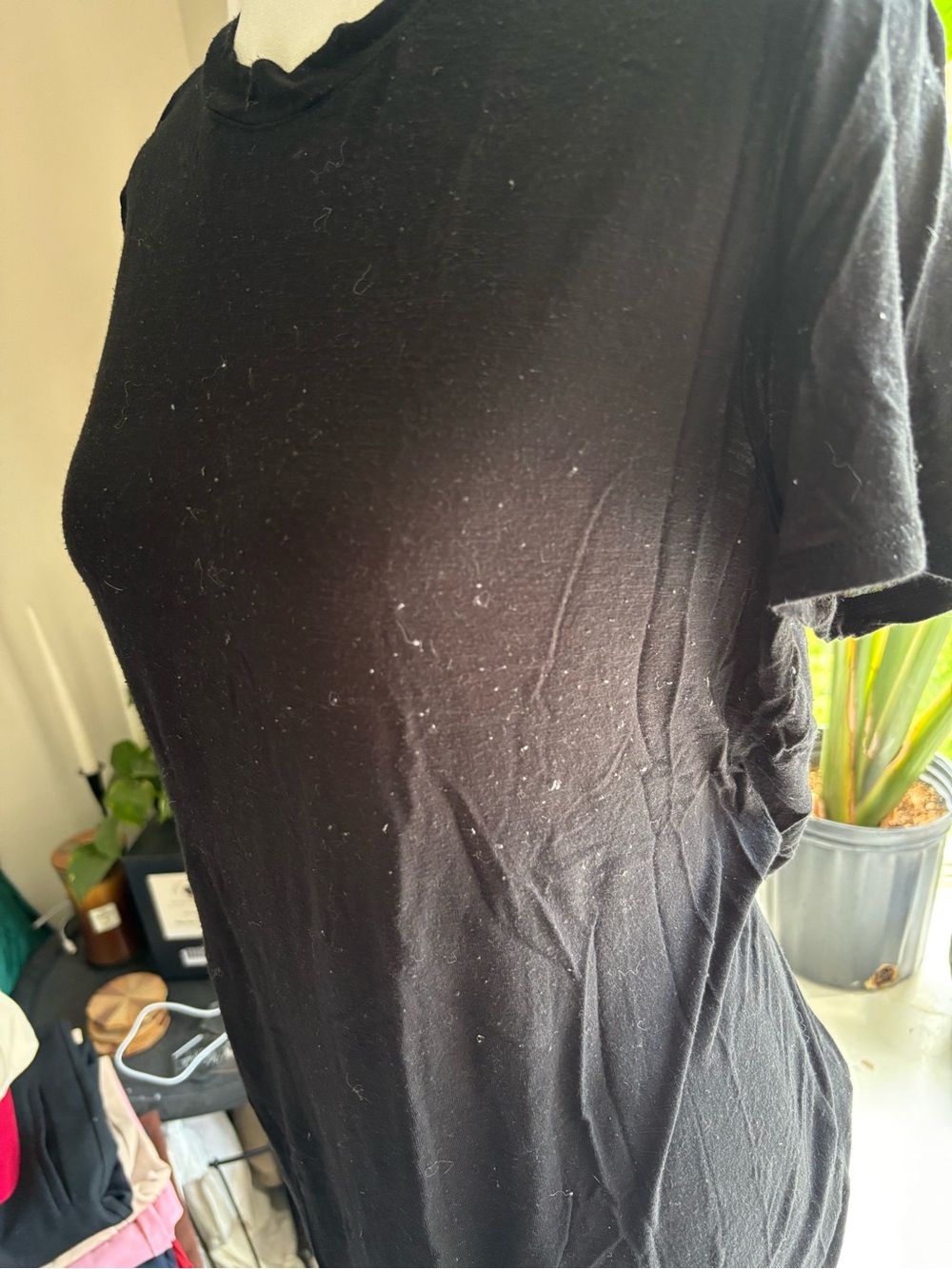 Lightweight Tee - Picture 3 of 5